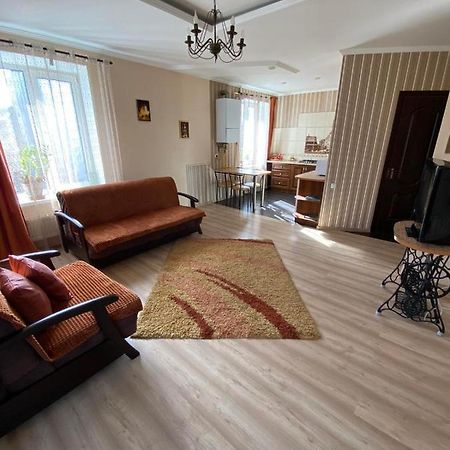 Апартаменты Центр,Возле Макдоналдс Winnyzja Exterior foto